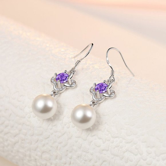 Pierced Pearl Earrings - Picture 4 of 7